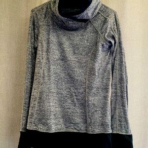 Adorable Lululemon sweater